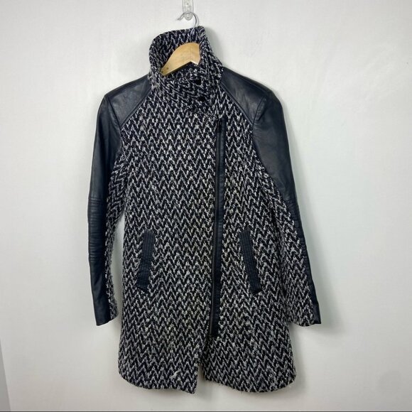 Marc New York Andrew Marc Tweed‎ Jacket Black Faux Leather Coat Size 2 Chevron - Picture 10 of 15